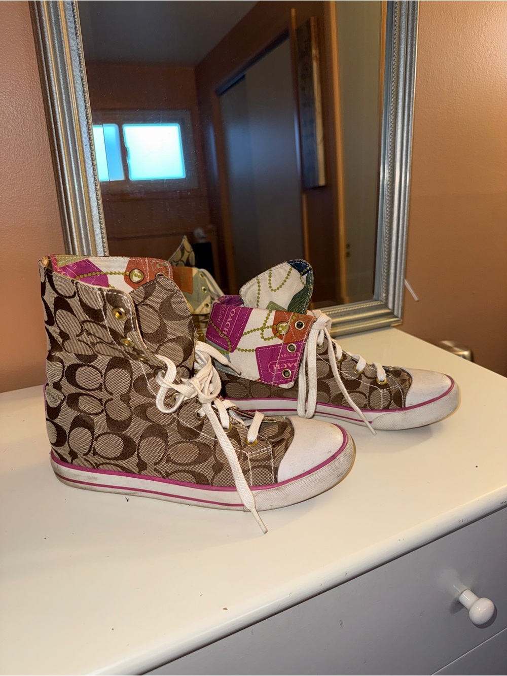 Coach Brown Signature High-Top Sneakers with Pink Trim - Picture 7 of 7